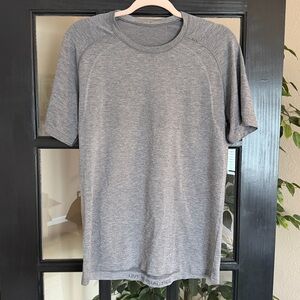 Lululemon Metal Vent Tech Short Sleeve Shirt